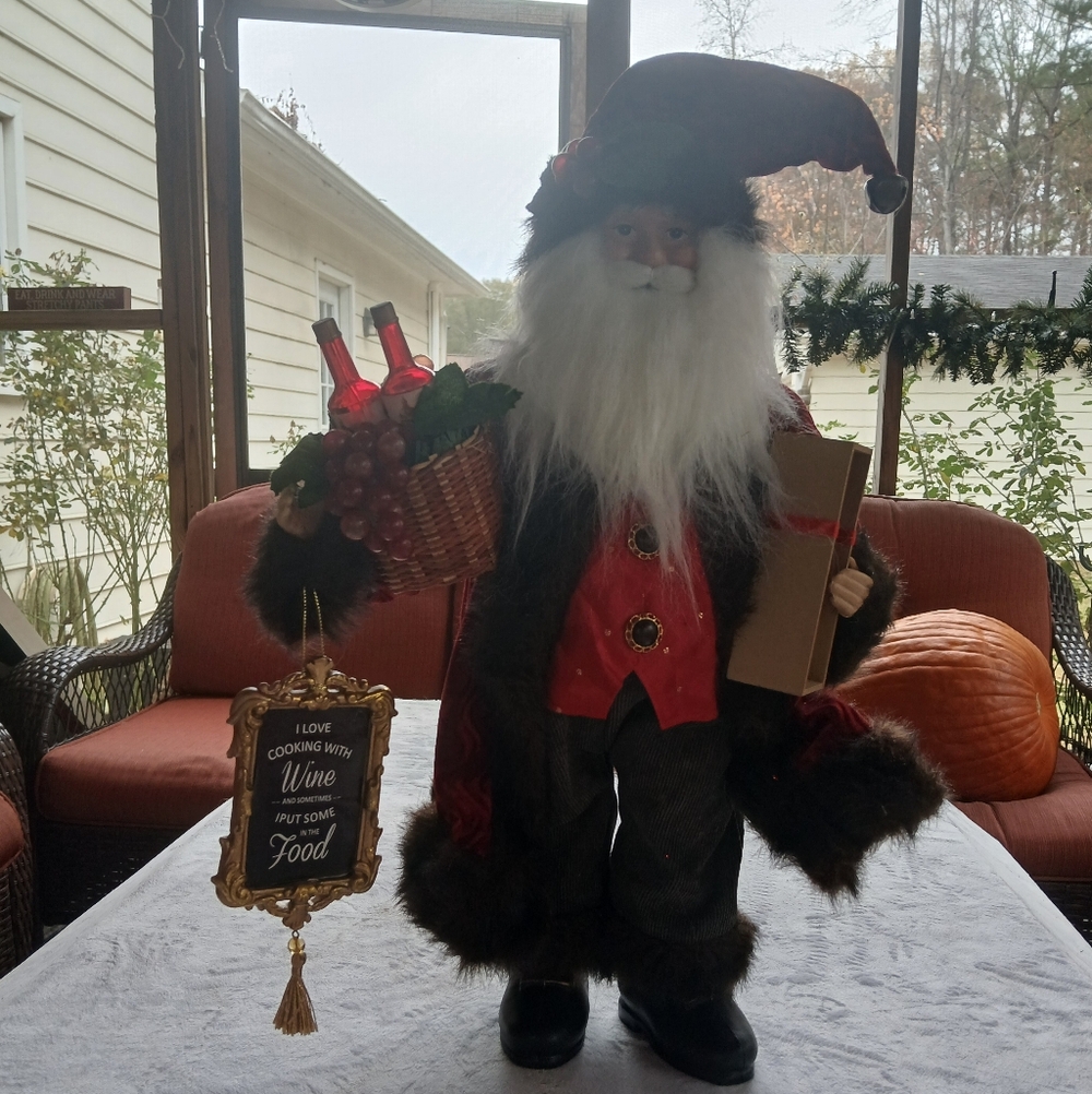 Festive Santa Claus Figurine with Wine Basket EUC 20"